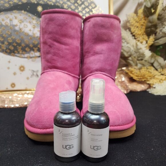 NWOB UGG Cancer Awareness Classic Short Raspberry Pink Boots - Picture 15 of 16